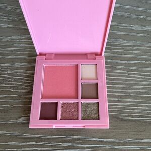 Get it Chica ChiquitaMini Multi-Palette